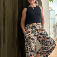 'Goldfinch & B.TWOMEY' Linen Pants